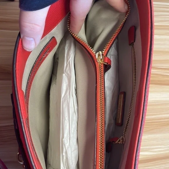 Tory Burch Red Leather Tote Gold Chain Strap Shoulder Bag Large Logo - Picture 4 of 7